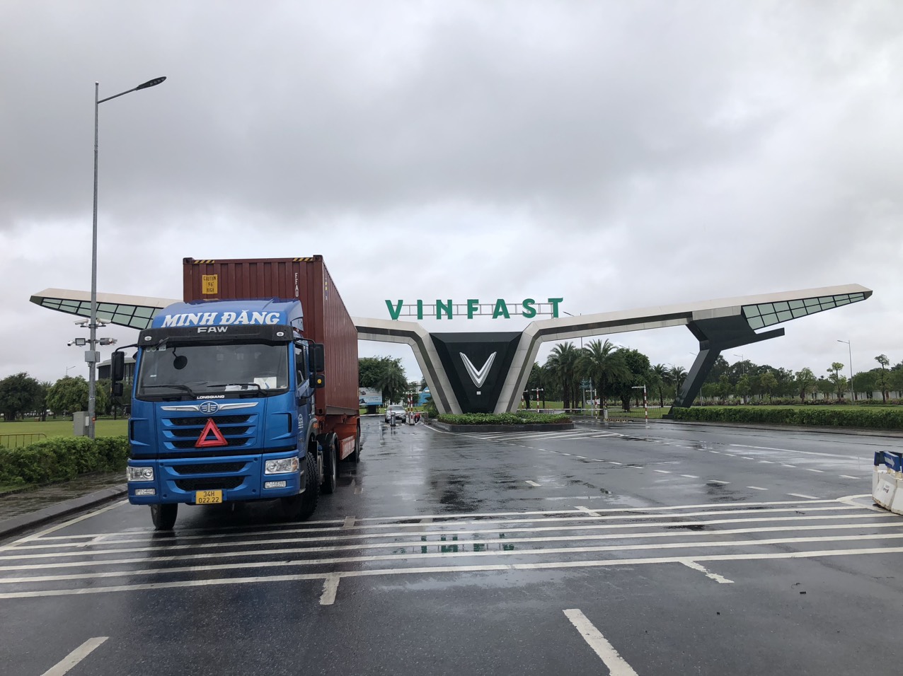 DỊCH VỤ CHO NHÀ CUNG ỨNG CỦA VINFAST